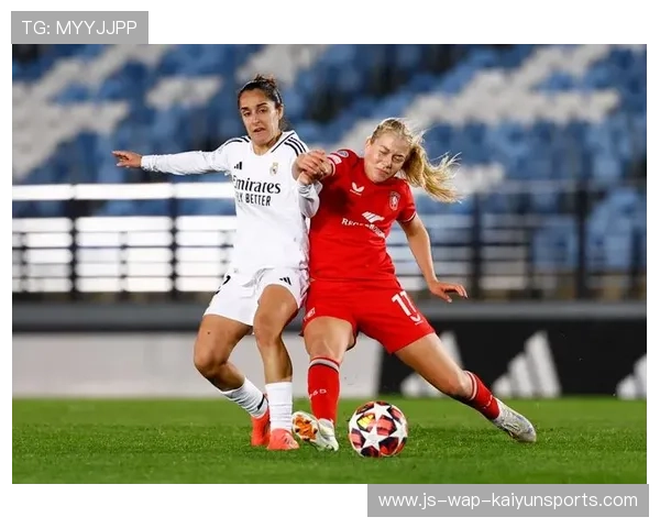 皇马女足球迷哭了：巴萨真是踢谁都像训练